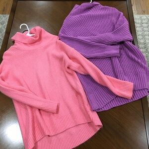 Aerie purple M, Old Navy pink L